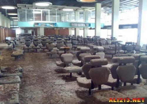 再也回不去的美好时光 瓦罗莎:被世界遗弃的阴暗角落