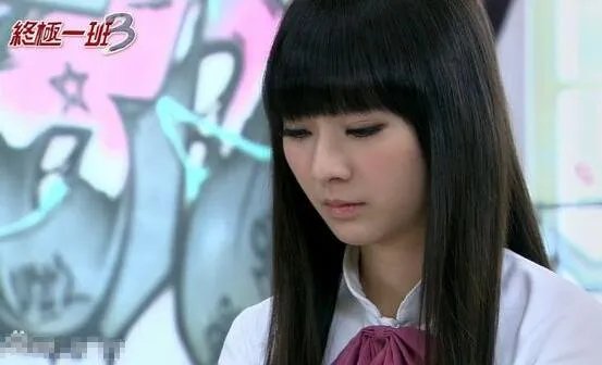 黄安瑜终极一班3中饰演厉嫣嫣 人气迅速飙涨代言多