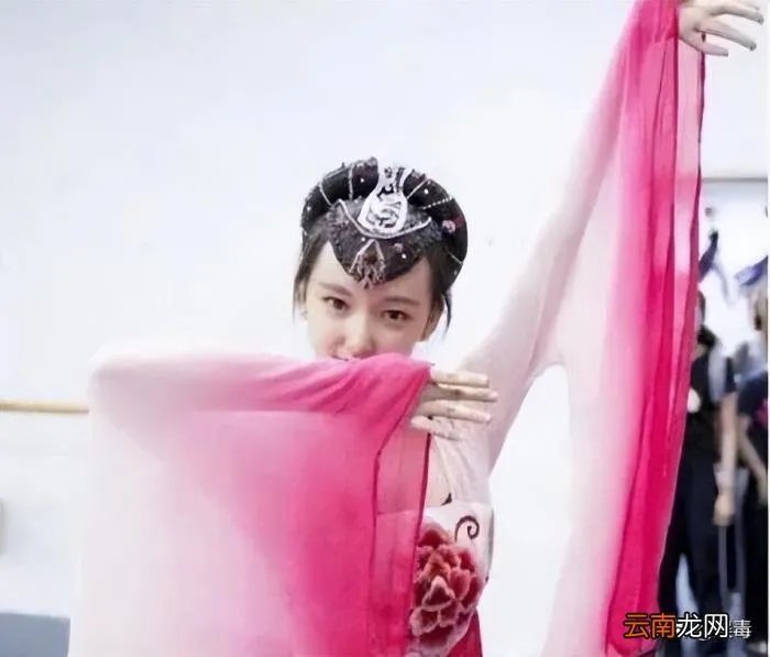 鞠婧祎的初中照 鞠婧祎初中照片