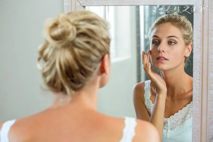 用维e擦脸半年后皮肤的变化，维E乳的五大美容功效