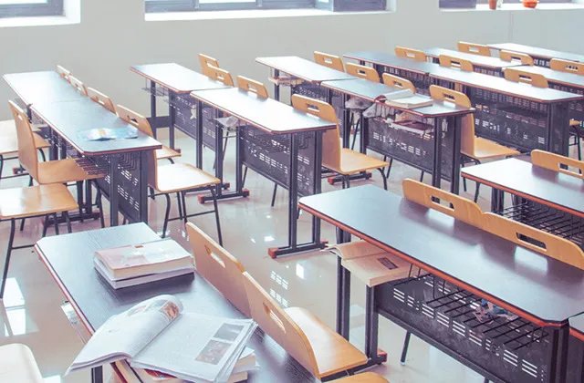 课桌文化是什么意思 课桌文化产生的原因是什么