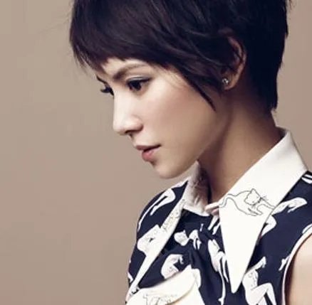 李心洁女儿对父出轨失望 彭顺女儿和继母李心洁感情好