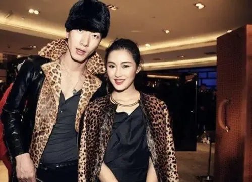 张亮深夜为前妻庆生，你有何看法？