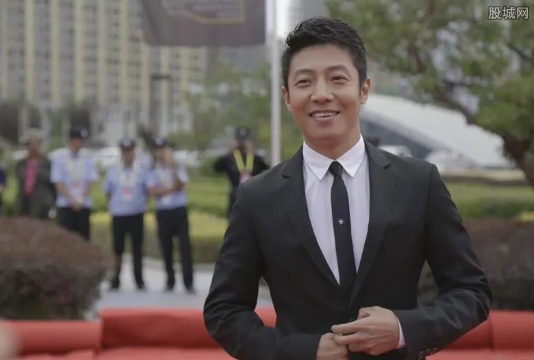 撒贝宁女友李白个人资料 撒贝宁女友李白是哪里人