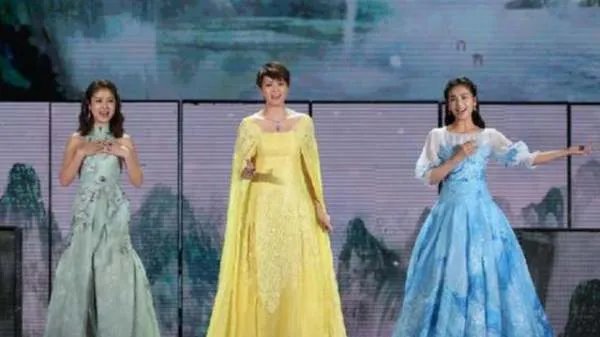 春晚假唱怎么看出来