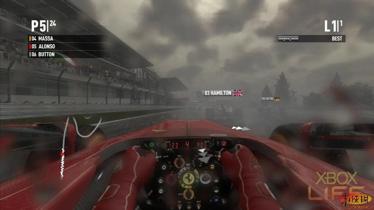 《F1 2011》游戏心得及游戏介绍