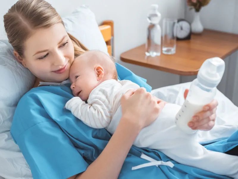 新生儿奶粉喂养的注意事项