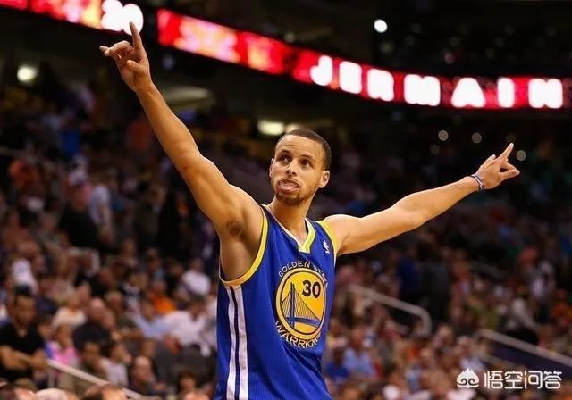 克莱汤普森14个三分打破库里记录,你觉得库里、杜兰特和汤普森谁的三分更稳定?为什么?