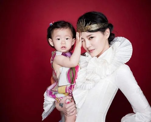 大s婆婆看孙遭拒 被曝更改国籍系为发展俏江南