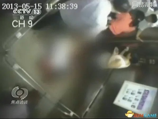 深圳女护士被电梯夹死监控曝光 恐怖如同电影情节