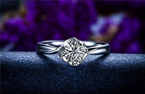 结婚钻戒定制有什么好处   四大要素说明定制钻戒的意义