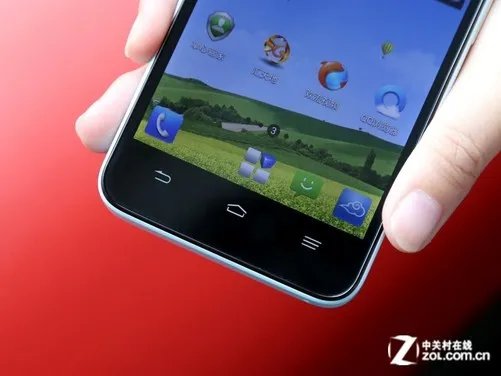 跑分超3万!Intel芯中兴GEEK V975评测