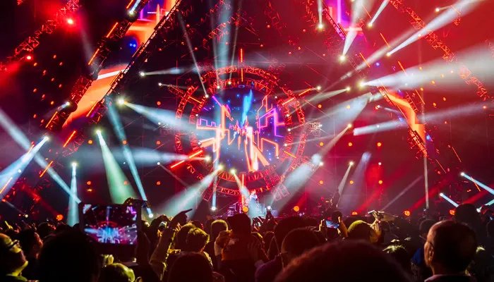 猫王是怎么死的 猫王死亡之谜