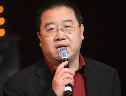 曝约妙龄女过夜者非英达 英达三段婚史揭秘