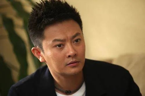 印小天老婆赵颖燕真实身份是什么?