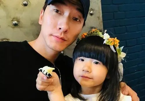 张亮深夜为前妻庆生，你有何看法？