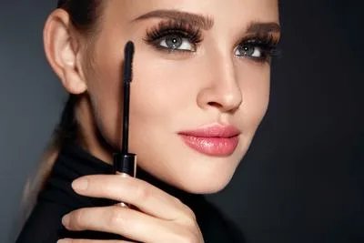 怎么把眼睛化妆化大