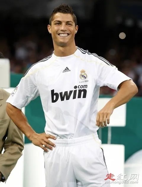 c罗纳尔多历任女友有哪些 盛传他还有很多女友