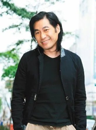 歌手文章个人资料介绍 和内地知名演员文章同名