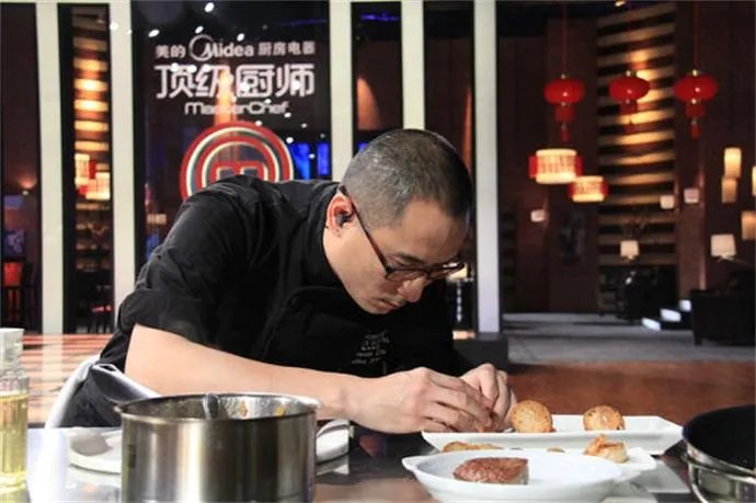 刘一帆老婆朱宏莉资料照片 实在是太低调了