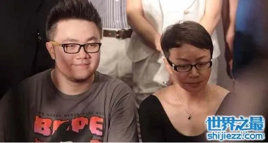 宋丹丹儿子宣布出柜，其实只是愚人节的玩笑 