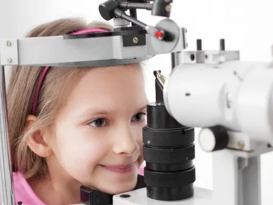 近视眼眼部按摩手法