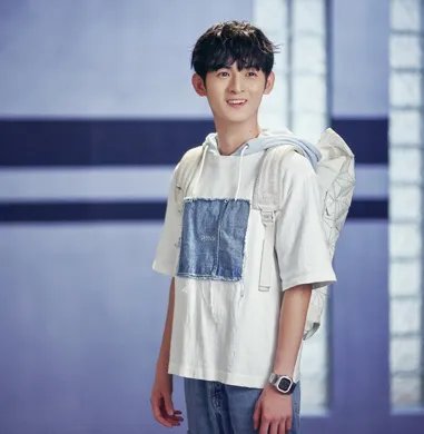 《冰糖炖雪梨》喻言是谁演的？扮演者资料介绍