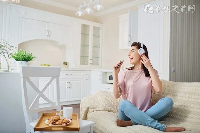 天天穿丝袜好不好？天天穿丝袜的影响