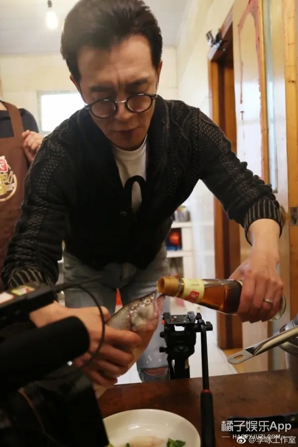 哈文罕见晒比基尼照 哈文和李咏最新美丽照片