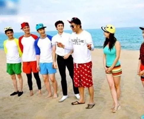 2PM黄灿成女友曝光  竟是性感女神柳岩