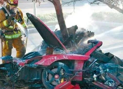 保罗沃克到底死没死 揭保罗死而复生之谜