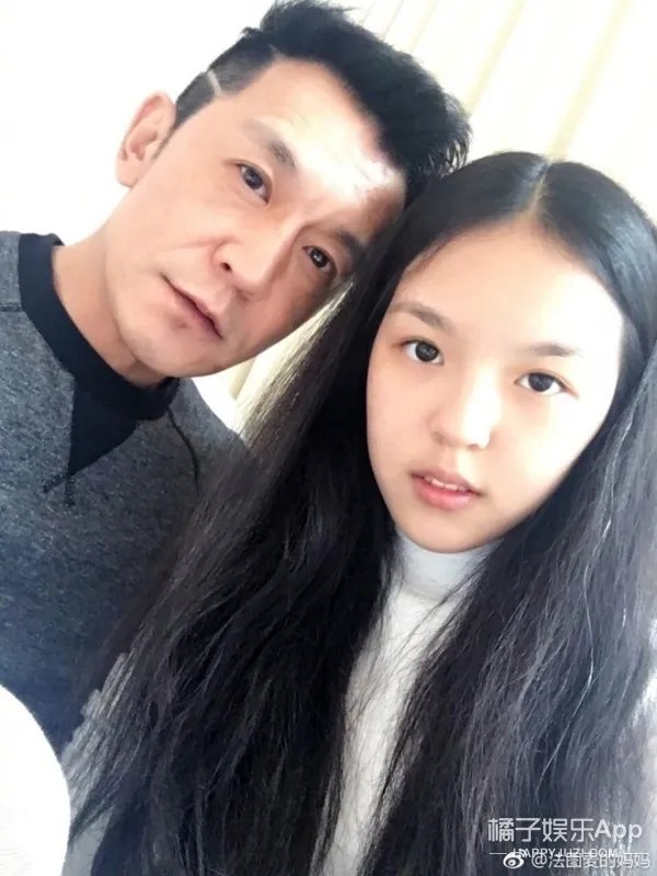 哈文罕见晒比基尼照 哈文和李咏最新美丽照片