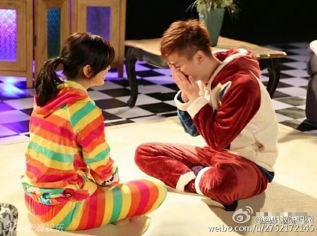 八一八：陈晓陈妍希恋情曝光 昔日合影满满的爱