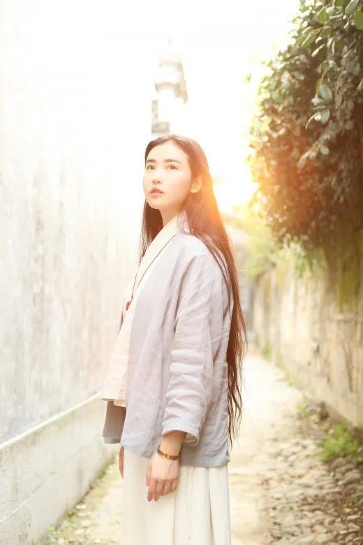 细数民间的各路女神 最美马拉松女孩豆浆西施