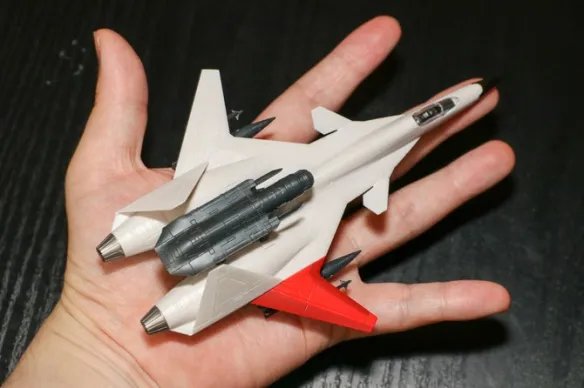 片翼的妖精 寿屋《皇牌空战zero》ADFX01+TLS模型赏