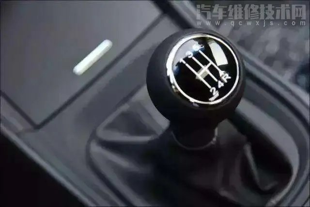 手动变速器常见的故障有哪些 手动变速箱故障的排除方法