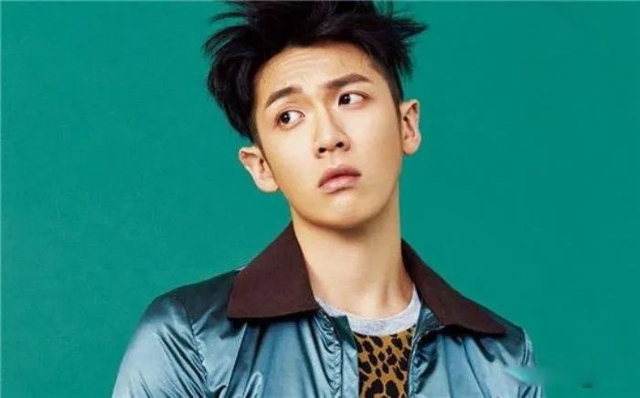 柯震东的女友是谁 五位女朋友分别叫什么