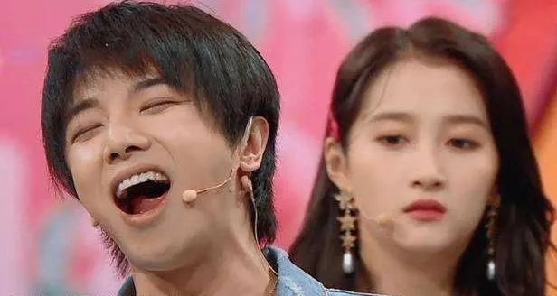 关晓彤非华晨宇不嫁是什么情况，看看关晓彤对华晨宇的评价