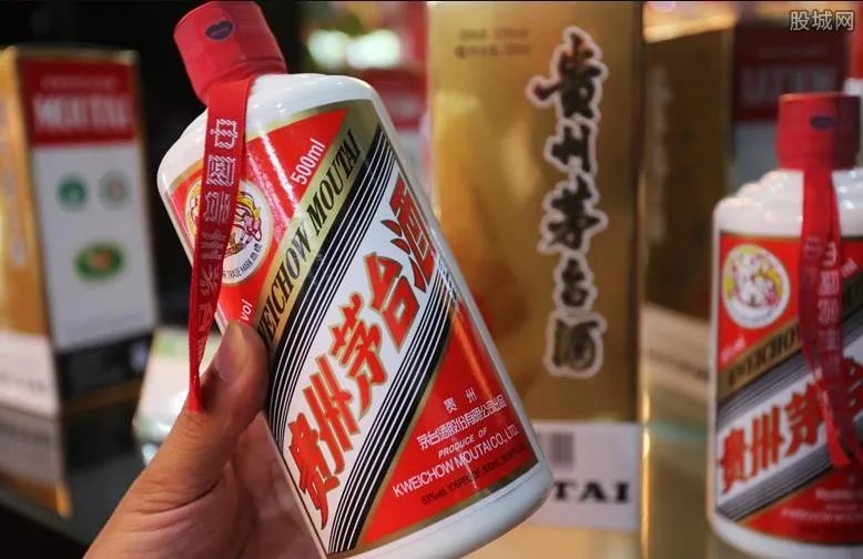 贵州茅台前三季日赚1.24亿 吸金能力惊人