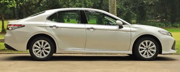 大众cc是不是b级车(大众捷达是不是换标了)