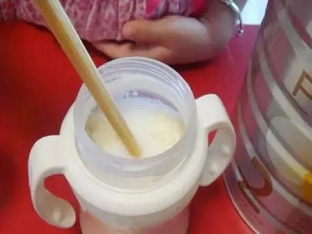 正确冲泡a2奶粉的步骤是怎么样的？