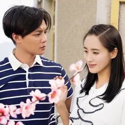 夏洛特烦恼剧中王智泳装照 国民初恋王智年龄三围及老公照片