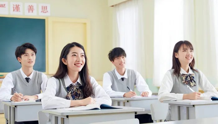 中专升大专读几年