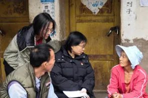 这个寒假张桂梅又踏上家访路，她家访主要是为了什么？