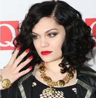 jessie j为什么不红在美国的地位 jessie j得了什么重病病情如何