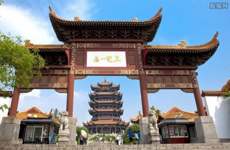 黄鹤楼恢复有限开放 对入园游客进行限流