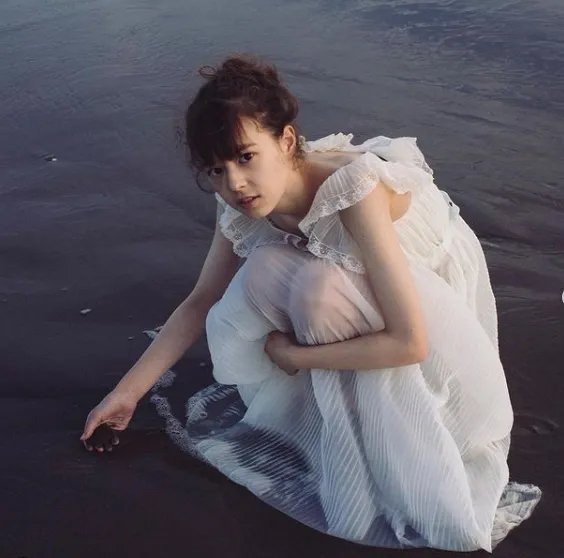 春日暖阳！邻家感十足的日本小姐姐木下絵里香美图！