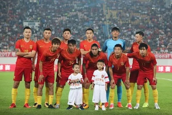 国奥男足0-0踢平沙特，中国男足与沙特有哪些技术差？
