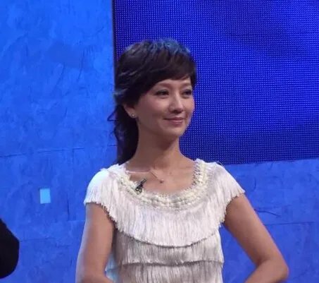 咏乐汇赵雅芝透露息影内情 “完美女人”的演艺之路大揭秘
