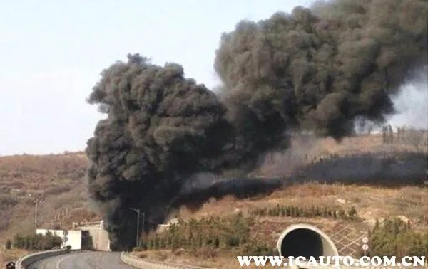 晋济高速特大爆炸事故，晋济高速事故怎么回事？